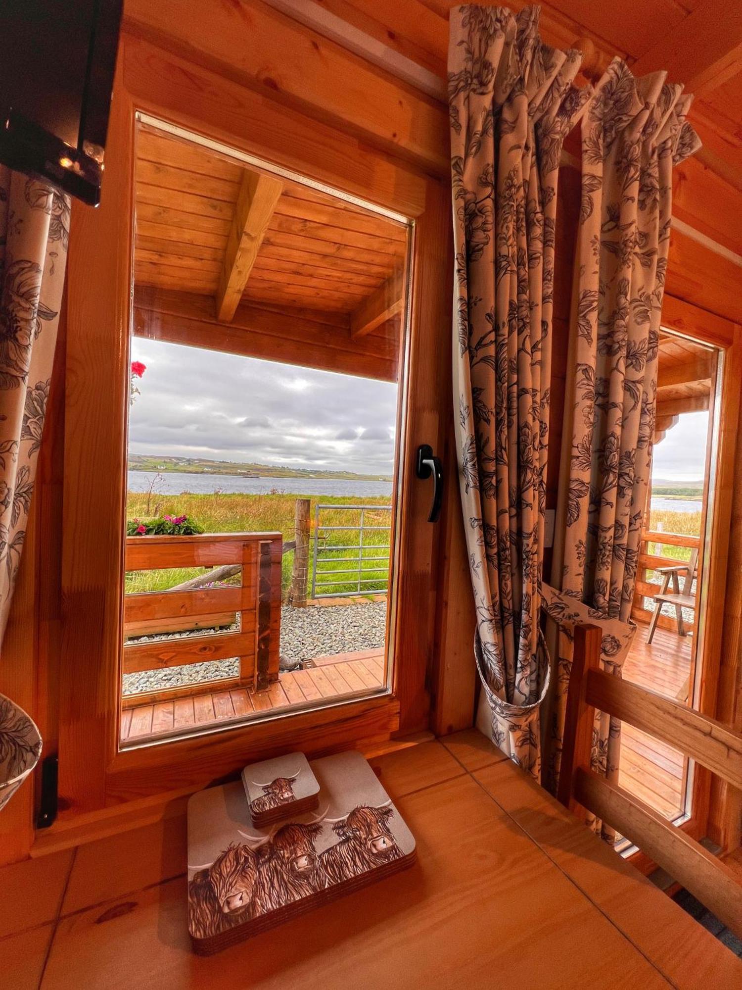 Harlosh Log Cabins Dunvegan  Szoba fotó